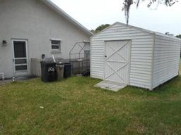Picture of 806 South Street, New Smyrna Beach, FL 32168