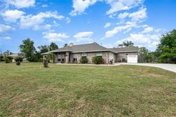 Picture of 2090 Lakebreeze Way, Deltona, FL 32738