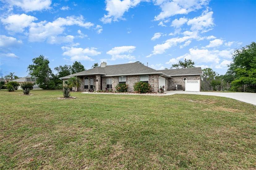Picture of 2090 Lakebreeze Way, Deltona FL 32738