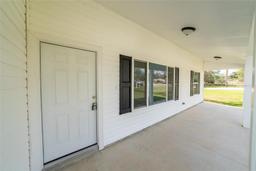 Picture of 13026 NE 6 Place, Silver Springs, FL 34488