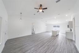 Picture of 13026 NE 6 Place, Silver Springs, FL 34488