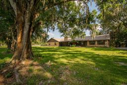 Picture of 4805 Bugg Road, Plant City, FL 33567