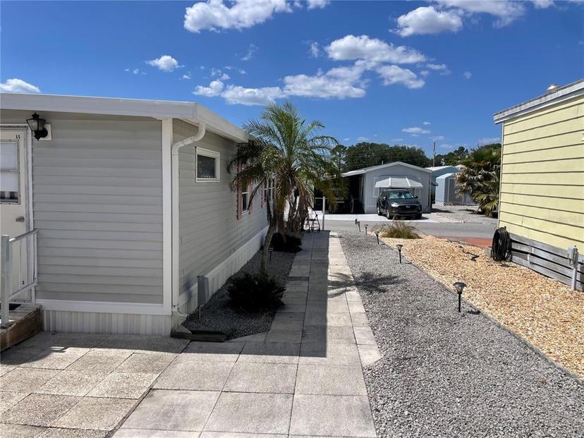 Picture of 251 Patterson Road Unit C-31, Haines City FL 33844