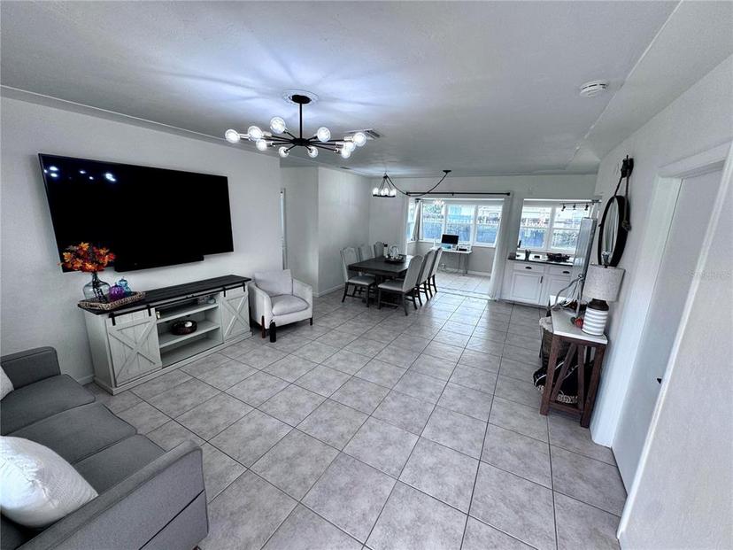 Picture of 353 Shady Lane Road, Palm Springs FL 33461