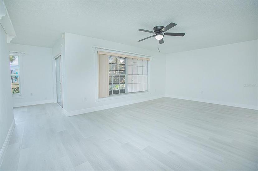 Picture of 1048 Plantation Drive Unit E-9, Kissimmee FL 34741
