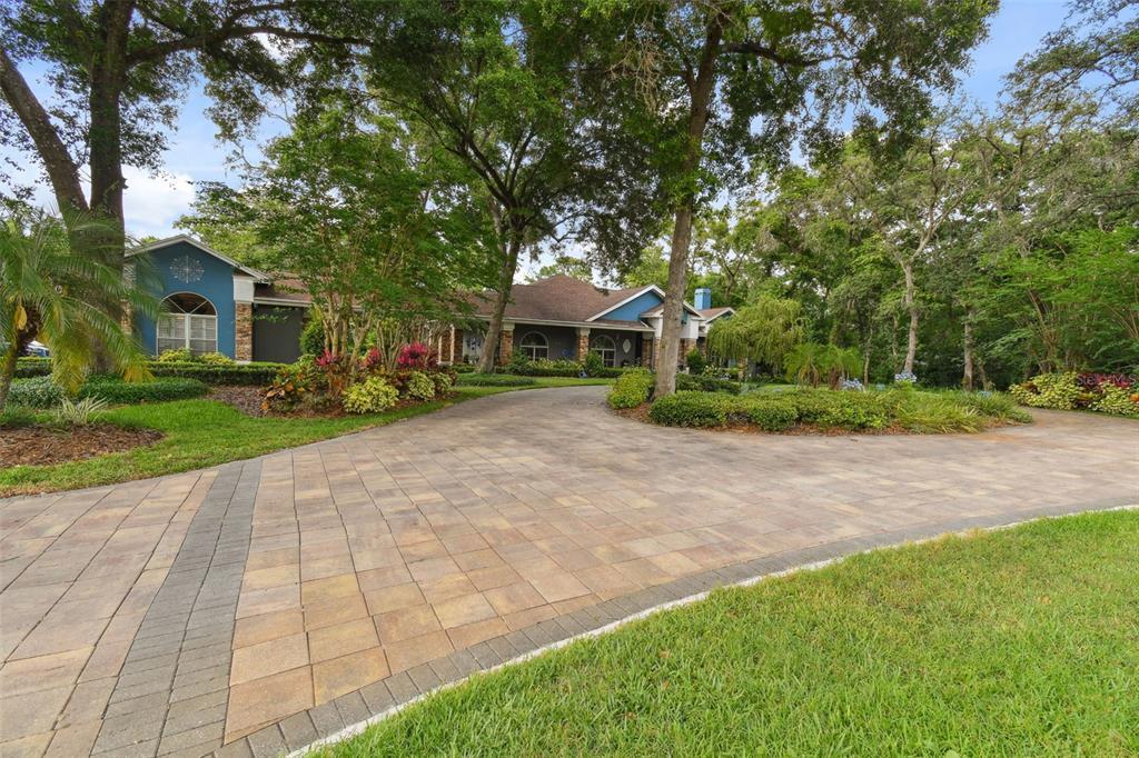 Picture of 3204 Polo Place, Plant City, FL 33566
