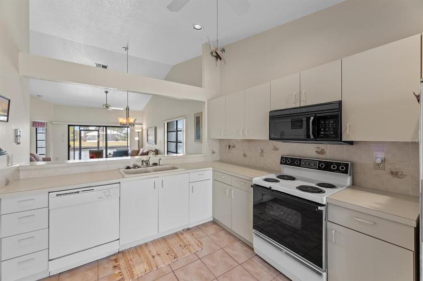Picture of 3920 Bal Harbor Boulevard Unit D8, Punta Gorda FL 33950