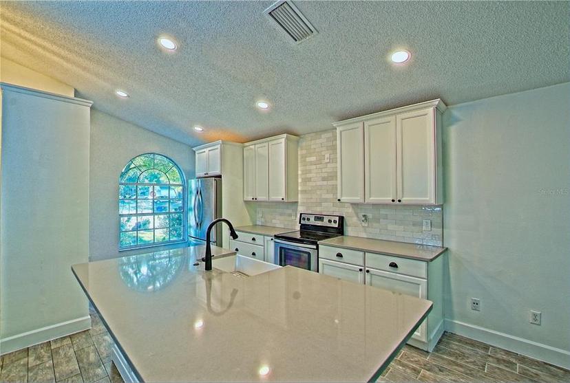 Picture of 1901 Aquarius Court, Oviedo FL 32766