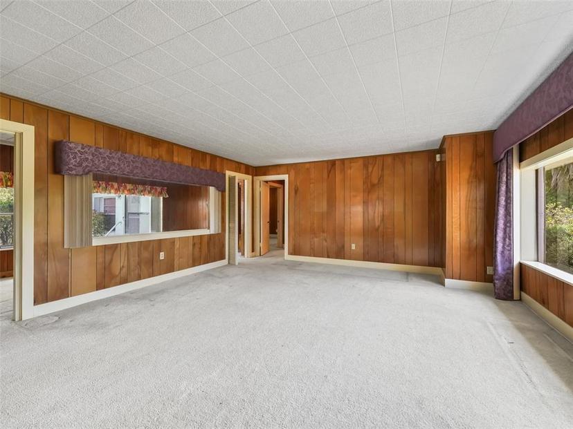Picture of 304 E Noble Avenue, Bushnell FL 33513