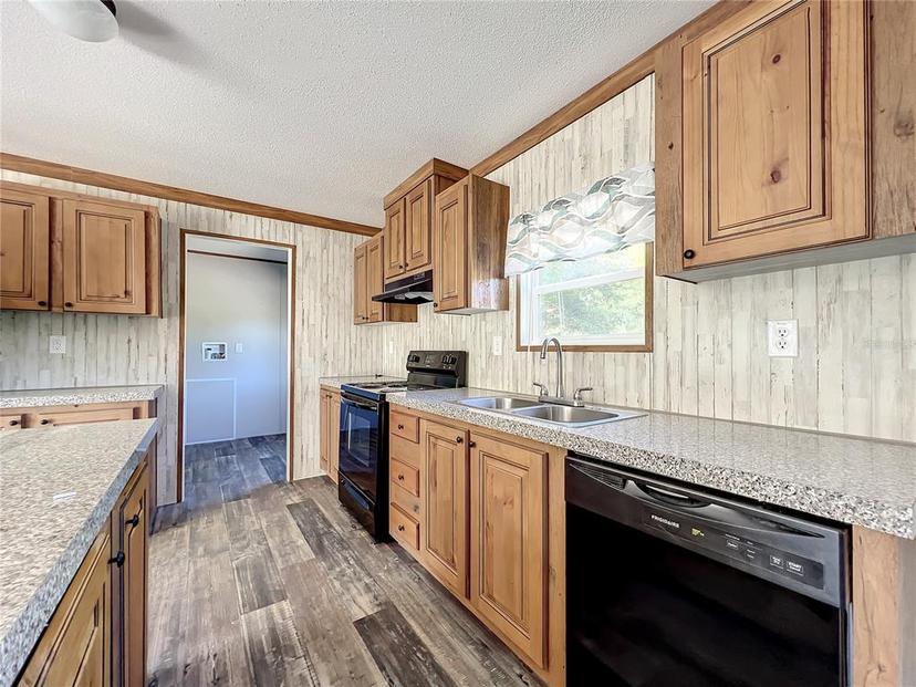 Picture of 40407 Sunset Drive, Eustis FL 32736
