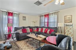 Picture of 816 98Th Avenue N, Naples, FL 34108