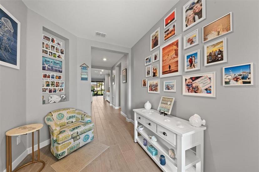 Picture of 15739 Barefoot Beach Drive, Bradenton FL 34211