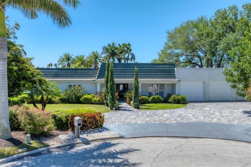Picture of 102 Seagull Lane, Sarasota FL 34236