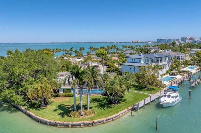 Picture of 102 Seagull Lane, Sarasota FL 34236