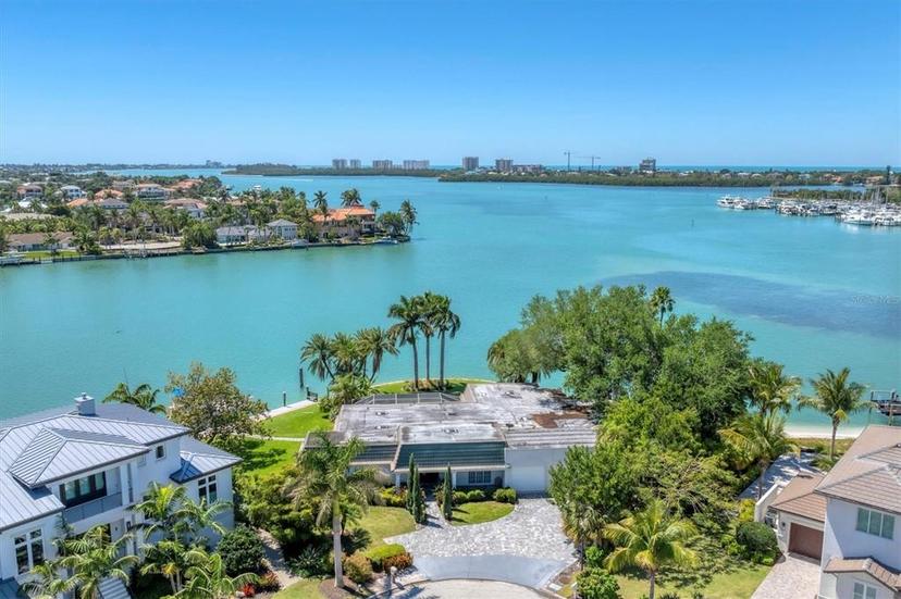 Picture of 102 Seagull Lane, Sarasota FL 34236