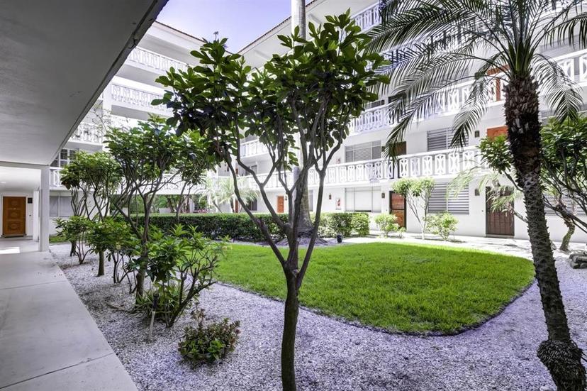 Picture of 2630 Pearce Drive Unit 402, Clearwater FL 33764