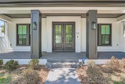 Picture of 325 33Rd Avenue N, St Petersburg, FL 33704