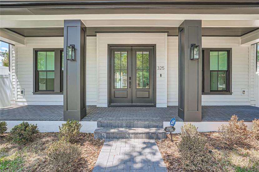 Picture of 325 33Rd Avenue N, St Petersburg FL 33704
