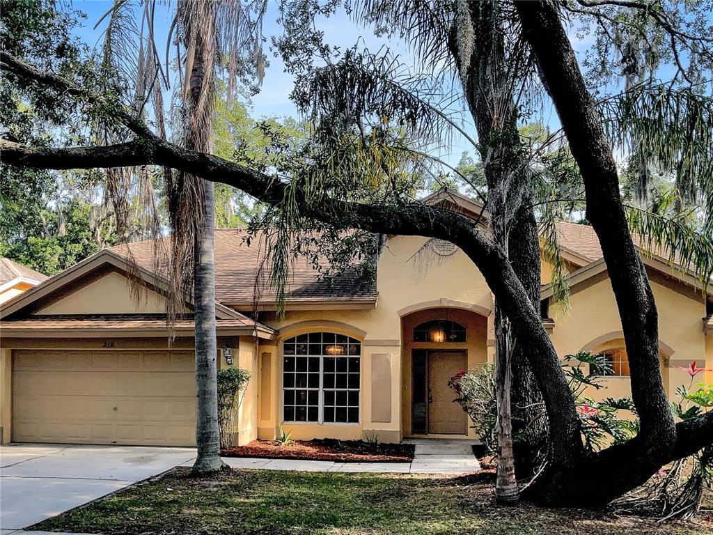 Picture of 2316 Kenwick Drive, Valrico, FL 33596