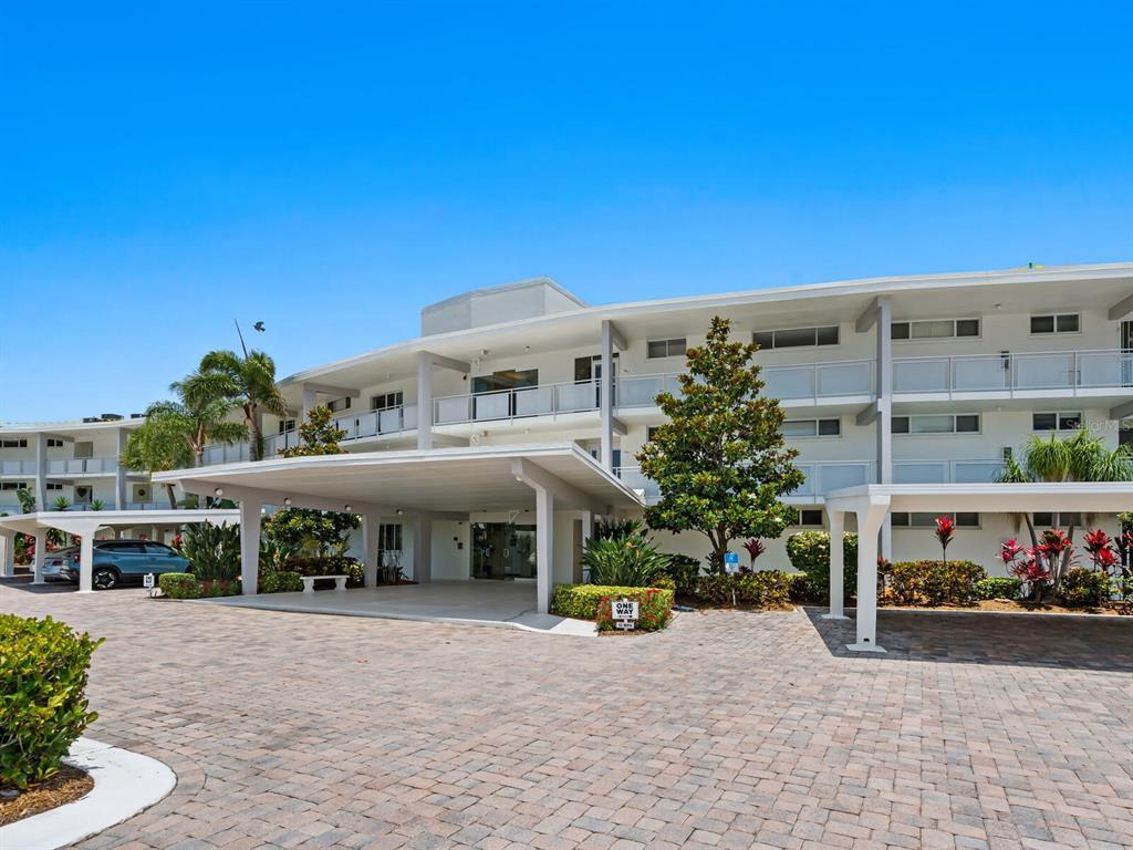Picture of 100 Sands Point Road Unit 305, Longboat Key, FL 34228