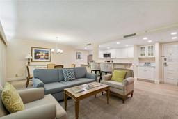 Picture of 36750 Us Highway 19 N Unit 20-213, Palm Harbor, FL 34684
