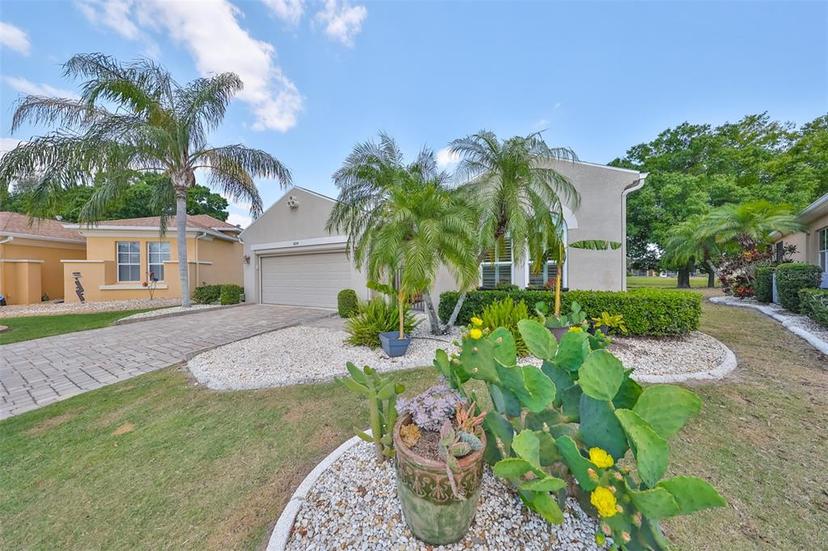 Picture of 804 Regal Manor Way, Sun City Center FL 33573