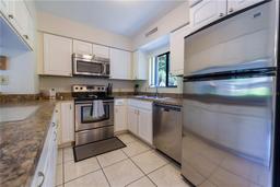 Picture of 5685 Ashton Lake Drive Unit 2, Sarasota, FL 34231