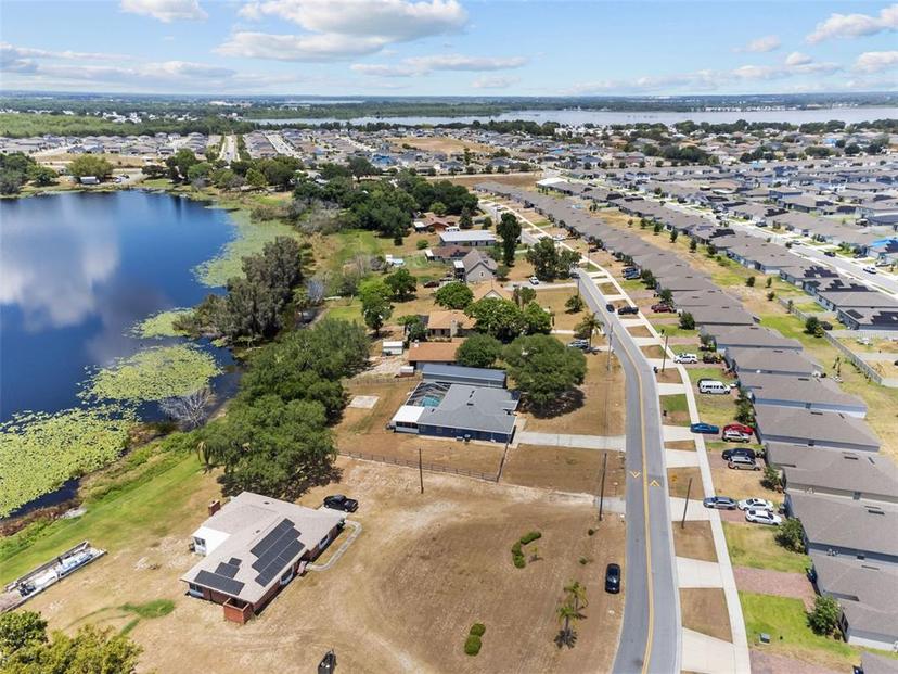 Picture of 1396 Lucerne Loop Road Ne, Winter Haven FL 33881