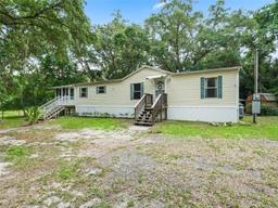 Picture of 9101 Cr 647D, Bushnell, FL 33513