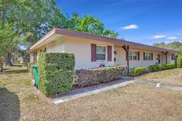 Picture of 41 Villa Villar Court Unit 41, Deland, FL 32724