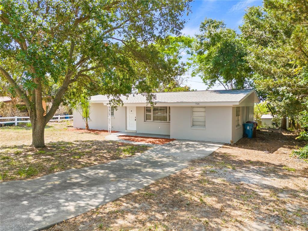 Picture of 724 Hillside Avenue, Lake Wales, FL 33853