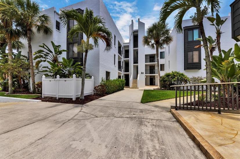 Picture of 2955 N Beach Road Unit A-415, Englewood FL 34223