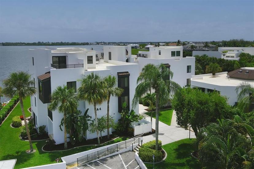 Picture of 2955 N Beach Road Unit A-415, Englewood FL 34223