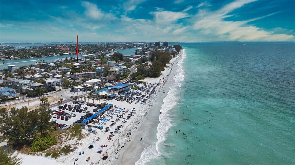 Picture of 131 E Bay Drive, Treasure Island, FL 33706