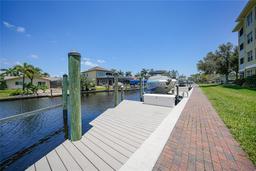 Picture of 1799 Four Mile Cove Parkway Unit 915, Cape Coral, FL 33990