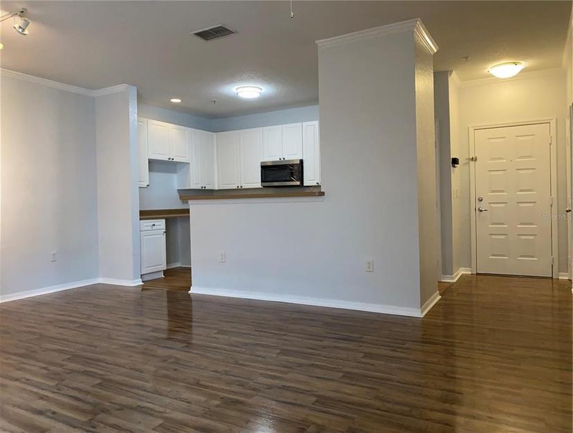 Picture of 4221 W Spruce Street Unit 1202, Tampa FL 33607