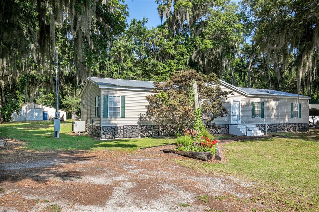 Picture of 3868 County Road 507, Wildwood, FL 34785
