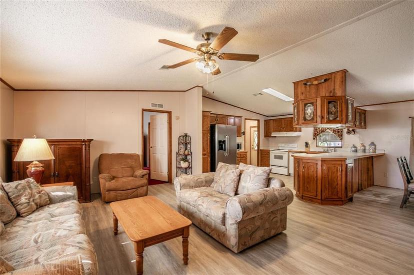 Picture of 3868 County Road 507, Wildwood FL 34785