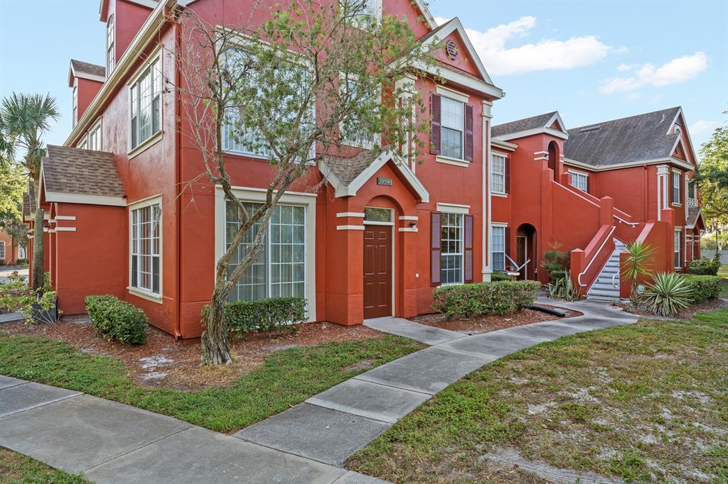 Picture of 10590 Windsor Lake Court Unit 0, Tampa, FL 33626