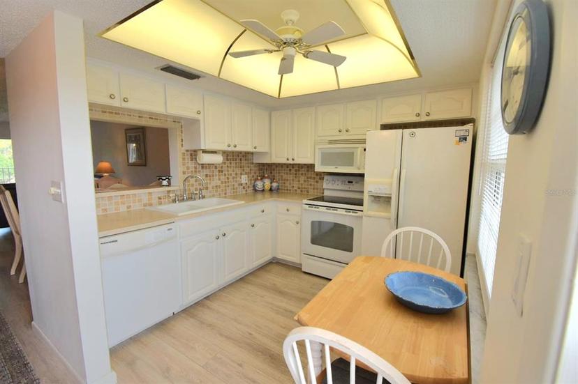 Picture of 948 Virginia Street Unit 205, Dunedin FL 34698