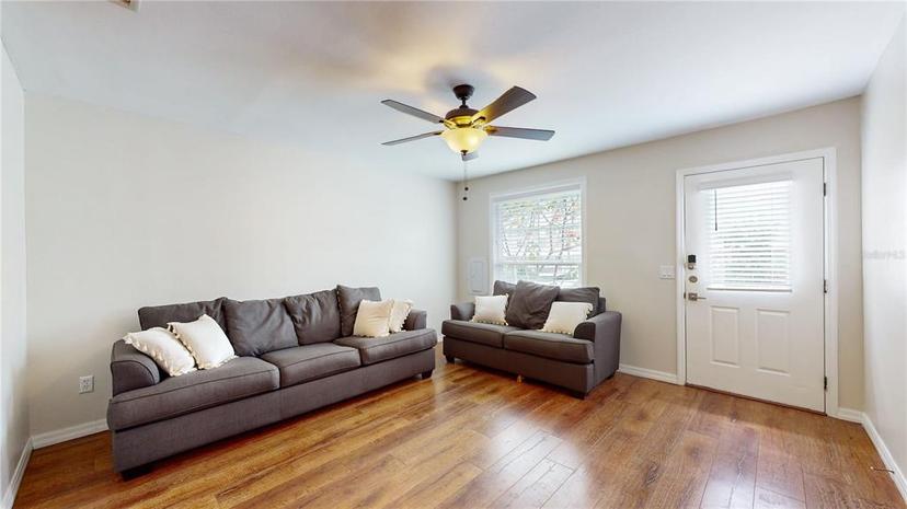 Picture of 11310 Stratton Park Drive Unit 1, Temple Terrace FL 33617