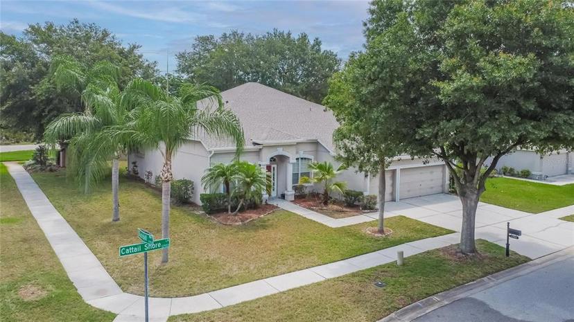 Picture of 12902 Cattail Shore Lane, Riverview FL 33579