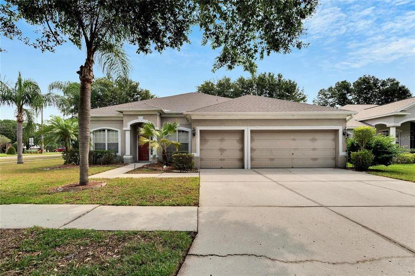 Picture of 12902 Cattail Shore Lane, Riverview FL 33579