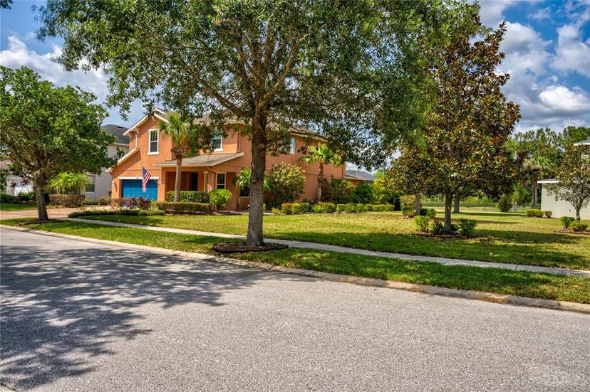 Picture of 3831 Evergreen Oaks Drive, Lutz FL 33558
