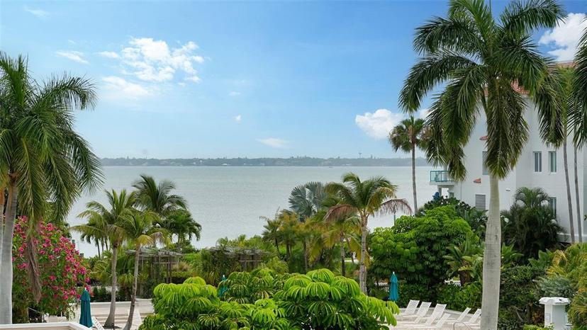 Picture of 360 Gulf Of Mexico Drive Unit 322, Longboat Key FL 34228
