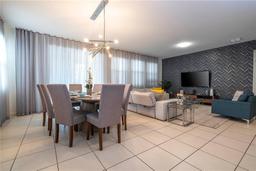 Picture of 7049 Oakwood Street, Davenport, FL 33837