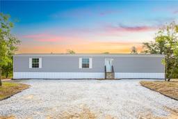 Picture of 334 Oakcrest Drive, Interlachen, FL 32148