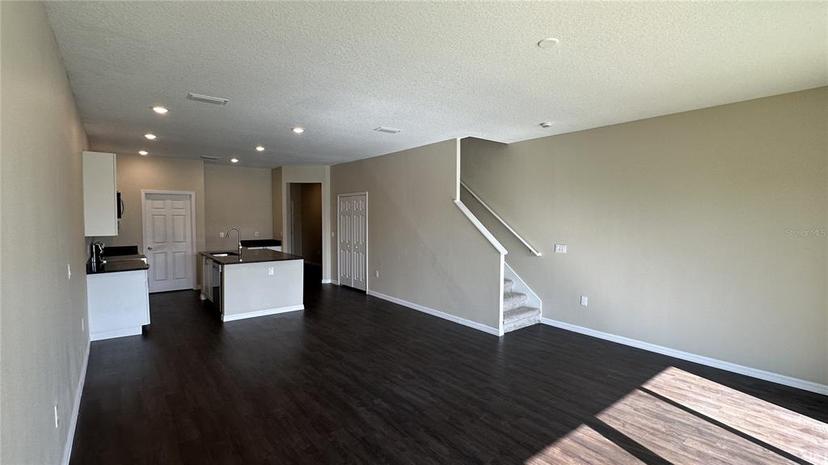 Picture of 615 Lake Shore Parkway, Davenport FL 33896