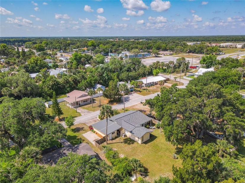 Picture of 111 10Th Street, New Smyrna Beach FL 32168