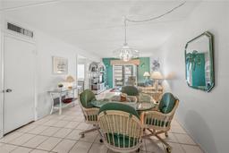 Picture of 708 Tamiami Trail S Unit 120, Venice, FL 34285